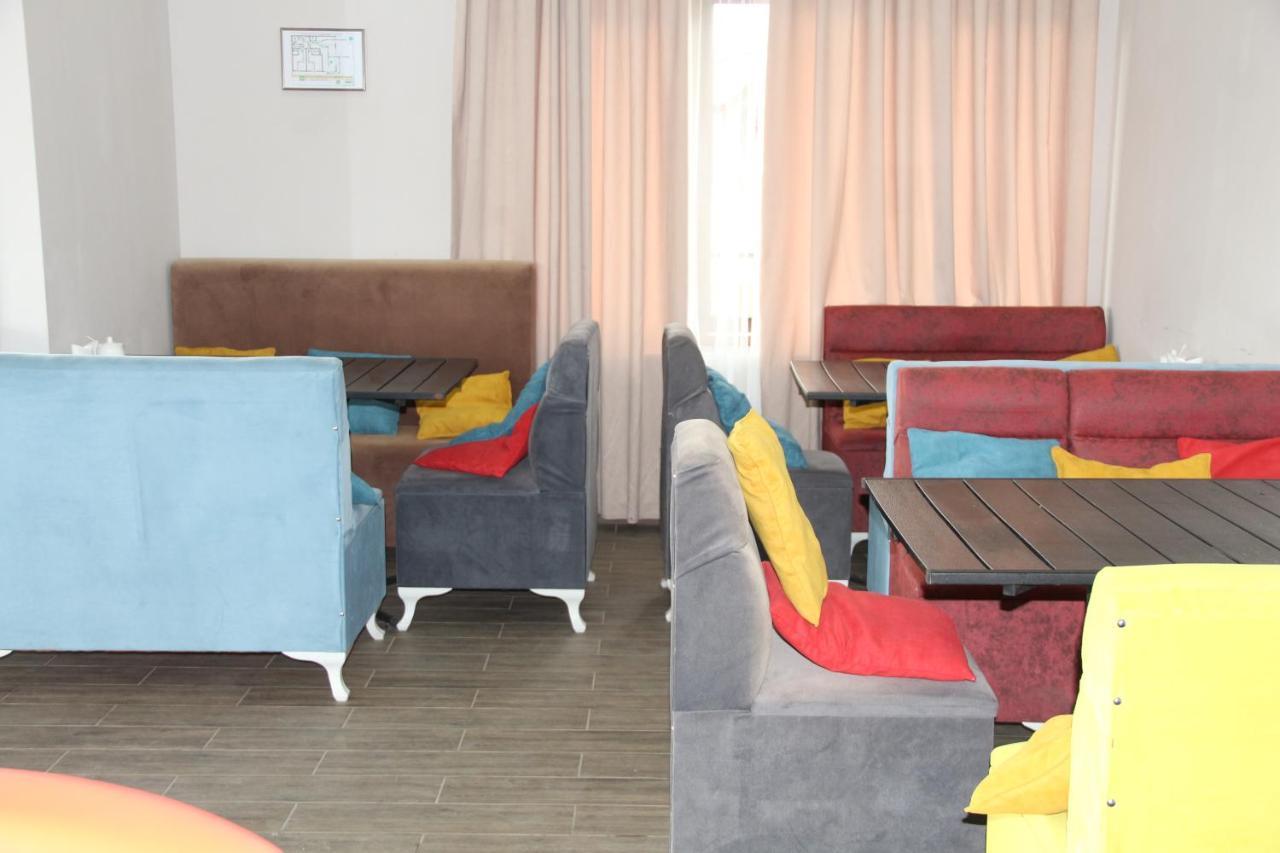 Tskaltubo Hotel Terrace Exterior photo